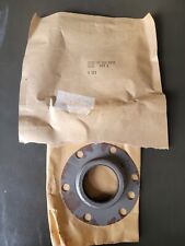 Nos Rear Axle Outer Hub Seal For Willys M38 M38a1 Jeep P G758-8332519 Wo-646239
