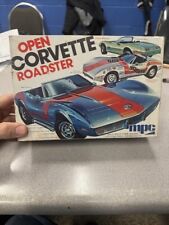 Mpc Open 1975 Corvette Roadster 125 Scale Model Kit 3 In 1 Started Kit