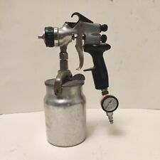 Devilbiss Flg Professional Spray Gun With Gauge And Cup